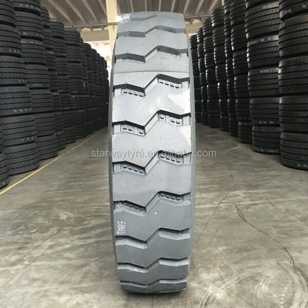 LANVIGATORD880v3-1.jpeg 10.00R20 18PR 149/146 G D880 LANVIGATOR