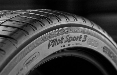 245/45ZR17 99Y XL PILOT SPORT3 MICHELIN