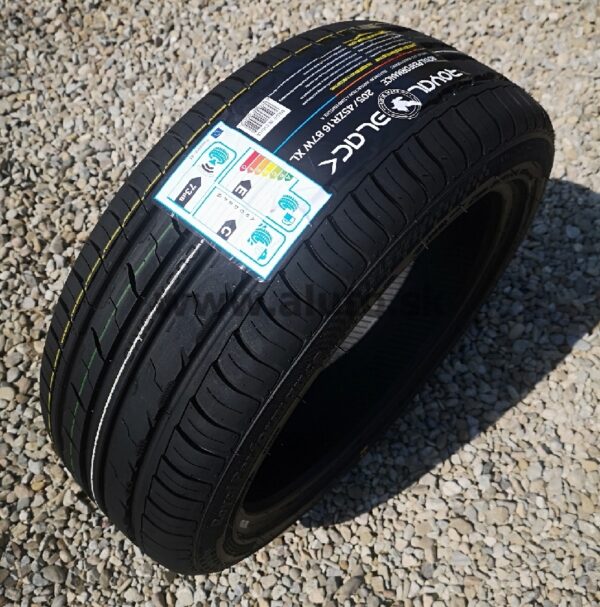 205/40ZR17 84WXL ROYALPERFORMANCE ROYALBLACK